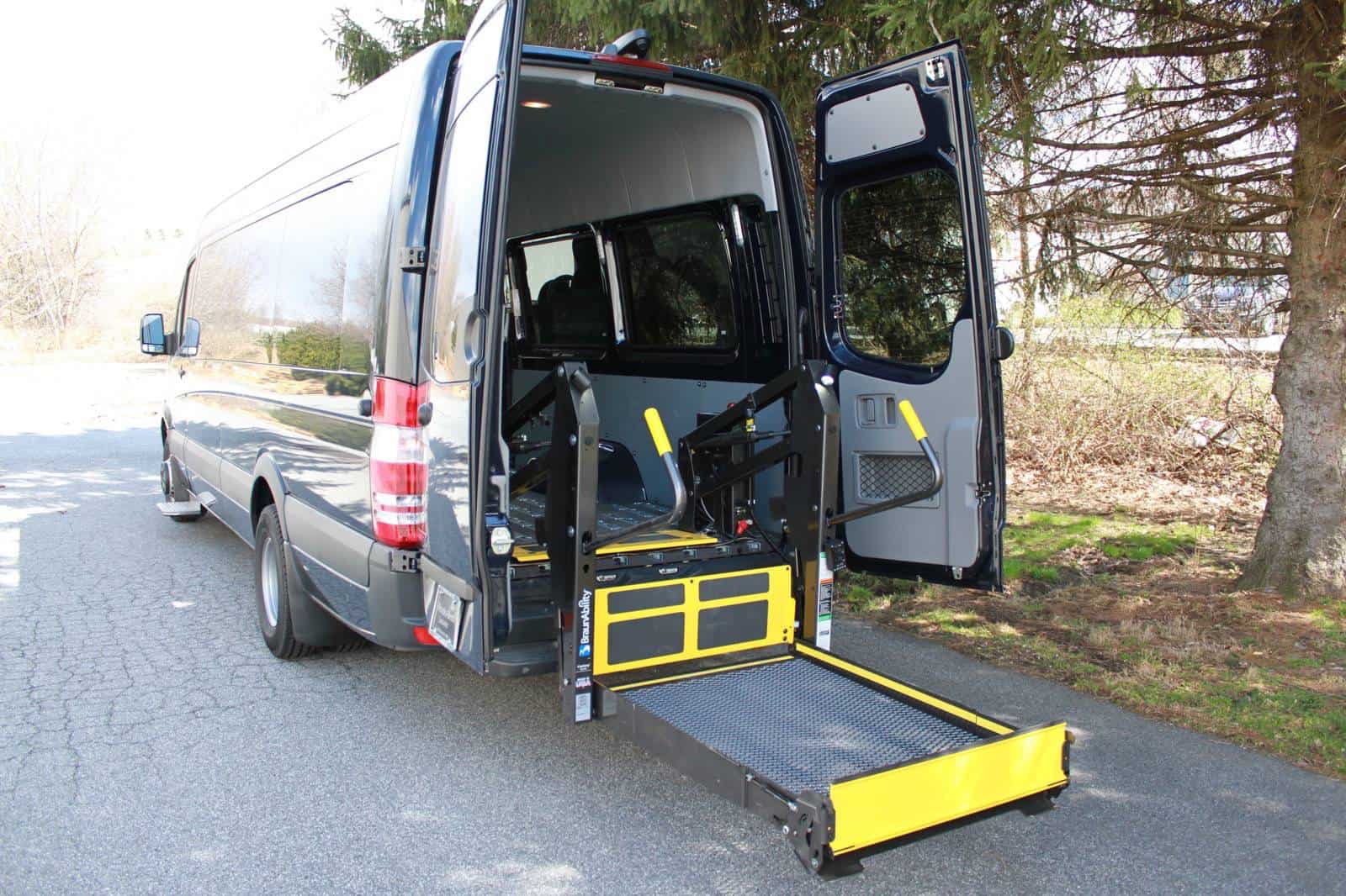 Electric Van Handicap Transport Vehicle